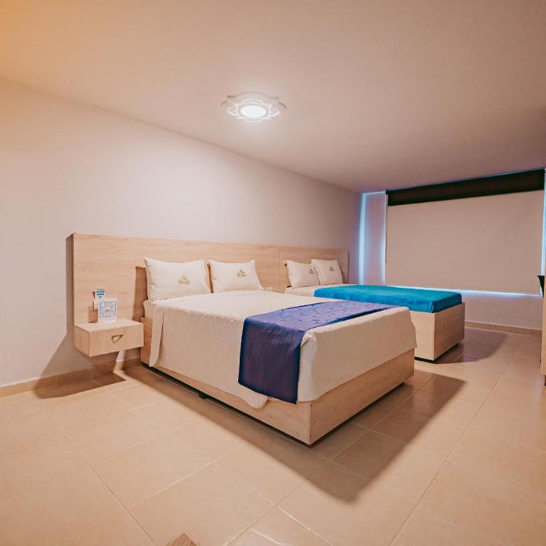 HOTEL VERANO - Habitación Triple - 25