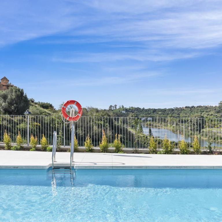 VIVI Homes - Buena Vida Family apartment with views, Pool & Gym - Apartment with View - 27