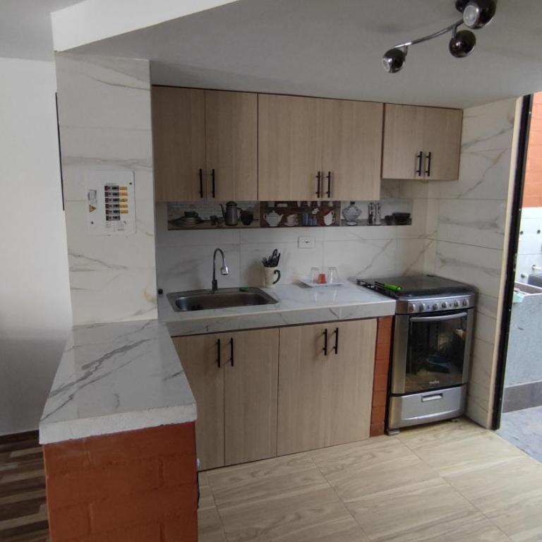 Casa Familiar para Descanso en Paipa - Three-Bedroom House - 8