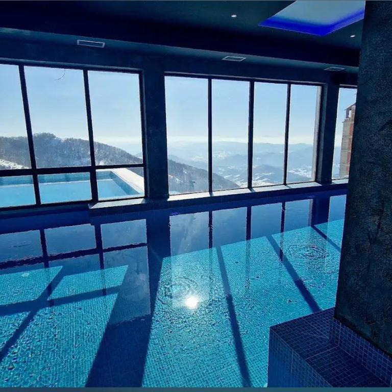 Black Elegant & Spa Kop - One-Bedroom Apartment - 47