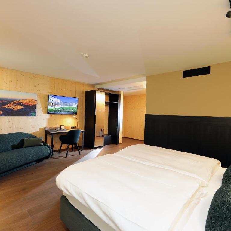 Hotel Steiermarkhof Graz - von Herzen steirisch - Deluxe Doppelzimmer mit Zustellbett - 4