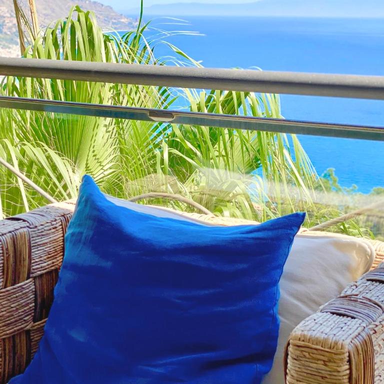 PANORAMIC RESIDENCE TAORMINA SeaView Apartment Pool - Apartment with Sea View - 31