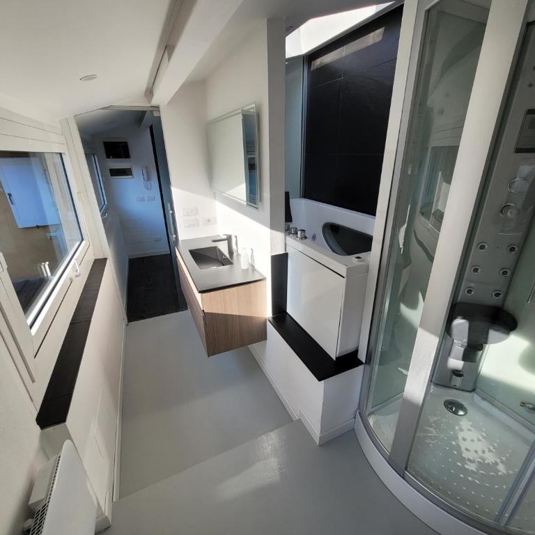 Dolce Rosso Arona - Appartamento con 1 Camera da Letto - 2