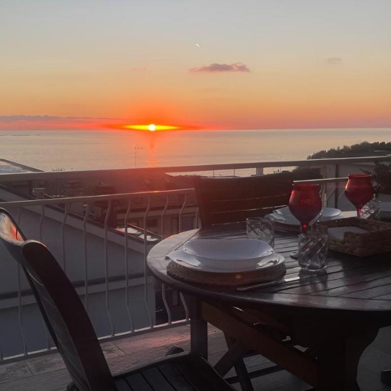 Attico con terrazza fronte mare a Cavi di Lavagna - Appartamento Attico - 1