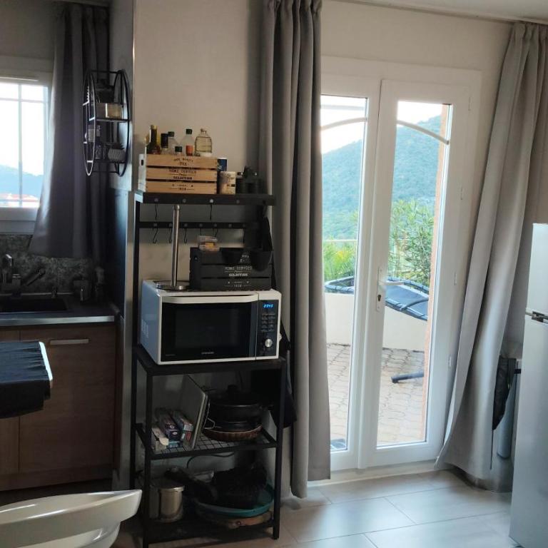 Les Issambres, appt 4 personnes, vue mer sur la Baie de Saint Tropez et le Golfe de sainte Maxime - Appartement 2 Chambres - 12