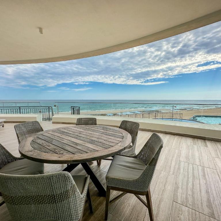 3BR Ground Floor Condo with Direct Pool Access #109 - Apartamento - 5