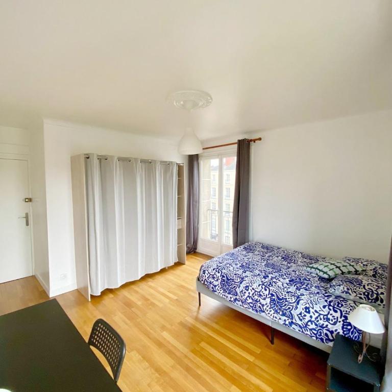 NaonedLoft au Coeur de la Ville - Three-Bedroom Apartment - 7