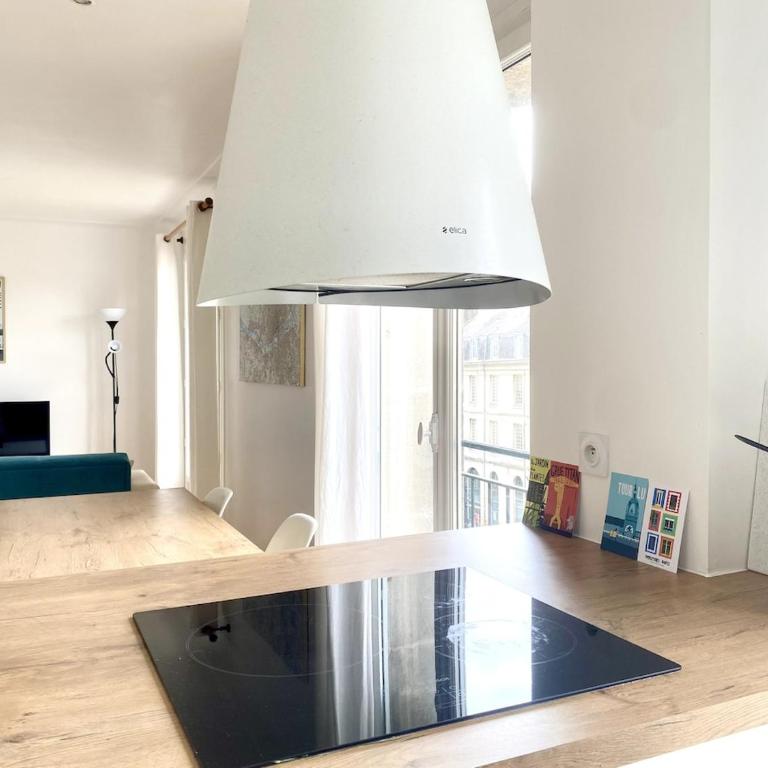 NaonedLoft au Coeur de la Ville - Three-Bedroom Apartment - 22