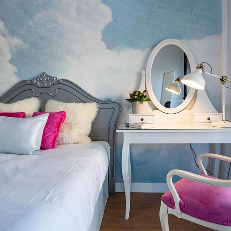 Villa in Sanxenxo with Pool & Sea Views - Four-Bedroom Vacation Home - 16
