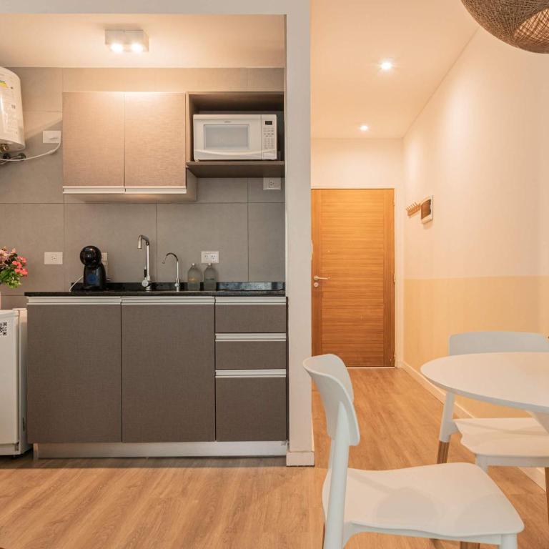 Fliphaus Azcuenaga 1800 'A' Loft in Recoleta Mall - Apartamento - 3