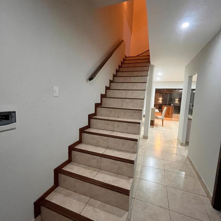 Duplex a metros del the aeropuerto - Casa de 3 dormitorios - 3