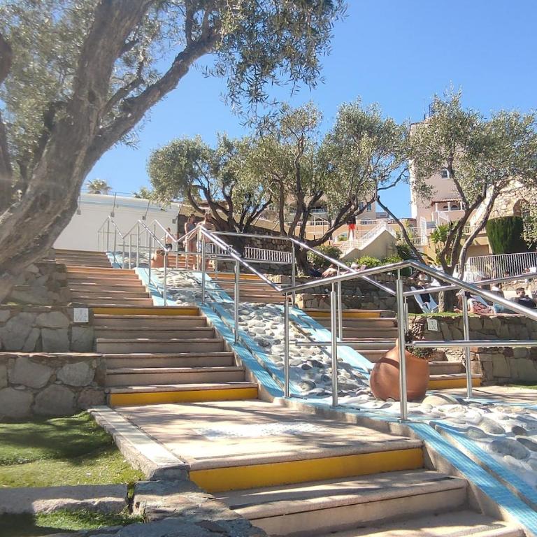 Village Vacances CAP ESTEREL , AGAY , T2 climatisé vue mer panoramique - accès de plain-pied au calme rare sur le site - Piscines et parking couvert inclus - Appartement - Vue sur Mer - 21