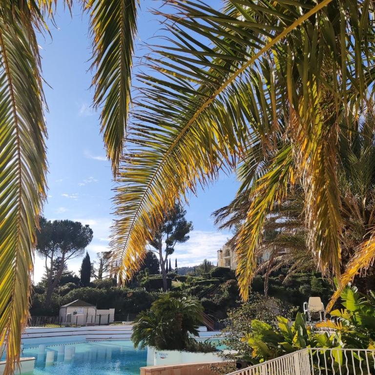 Village Vacances CAP ESTEREL , AGAY , T2 climatisé vue mer panoramique - accès de plain-pied au calme rare sur le site - Piscines et parking couvert inclus - Appartement - Vue sur Mer - 28