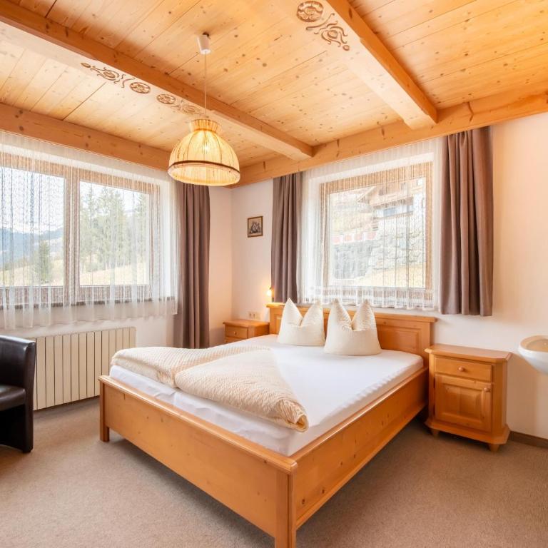 Chalet in Zillertal near Ski Bus Stop - Chalet mit 3 Schlafzimmern - 4