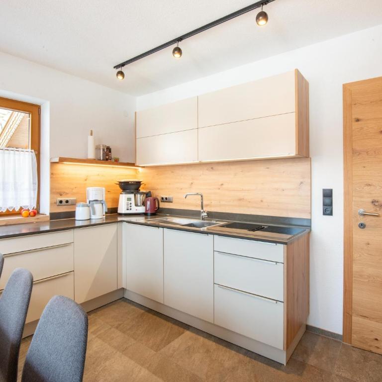 Chalet in Zillertal near Ski Bus Stop - Chalet mit 3 Schlafzimmern - 13