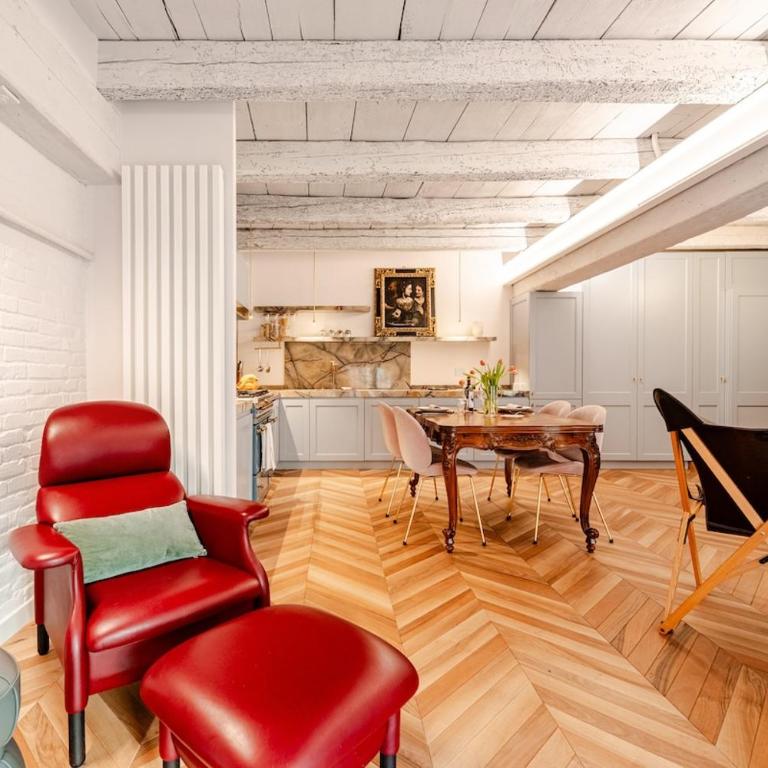 Deluxe Suite Fine Art Historic Centre - One-Bedroom Apartment - 1
