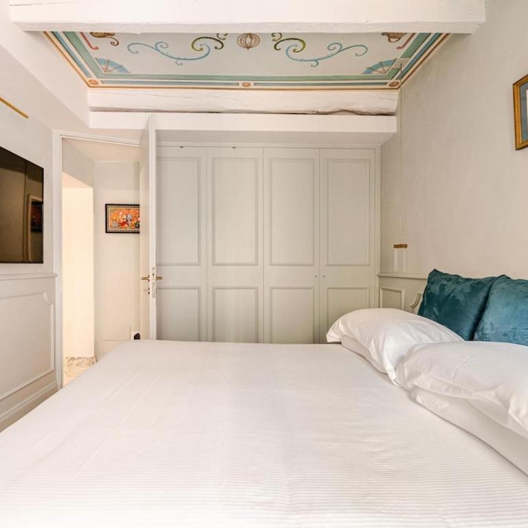 Deluxe Suite Fine Art Historic Centre - One-Bedroom Apartment - 10