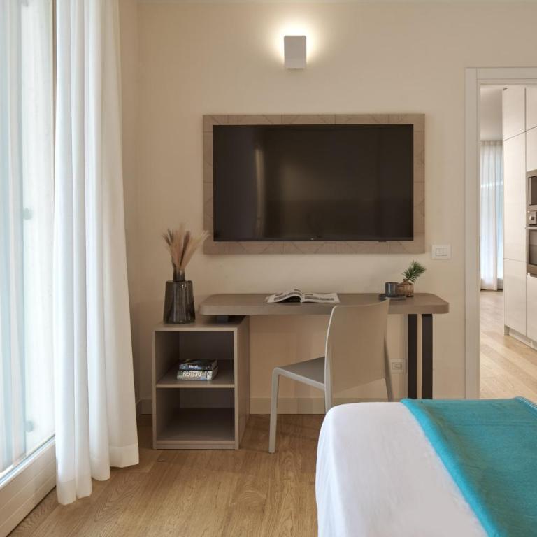 WANDERLUST HOTEL & APARTMENTS - SUITE & SPA - Bardolino, Lago di Garda - Verona - Appartamento con 3 Camere da Letto - Dependance - 7