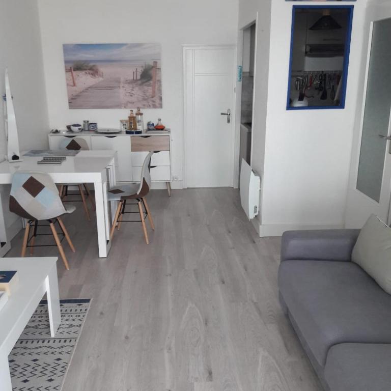 Appartement Les Galées avec terrasse à 100m Plage des Mouettes - Apartment mit 1 Schlafzimmer - 3