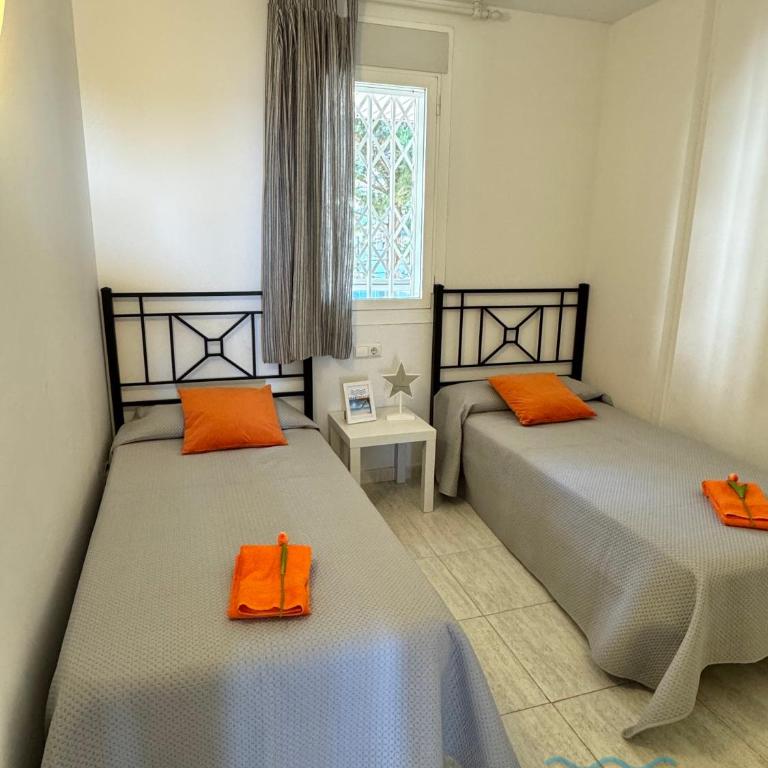 APARTBEACH LA CALETA CLIMA y VISTAS CALA CRANCS - Apartamento con vistas al mar - 6