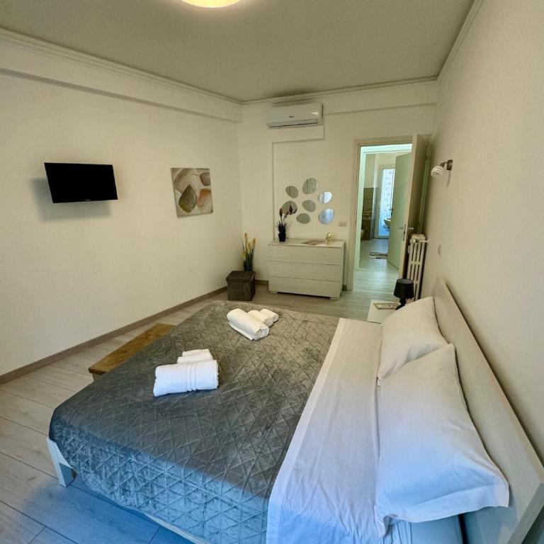 holiday home modern 2 rooms near colosseo - Appartamento con 2 Camere da Letto - 4