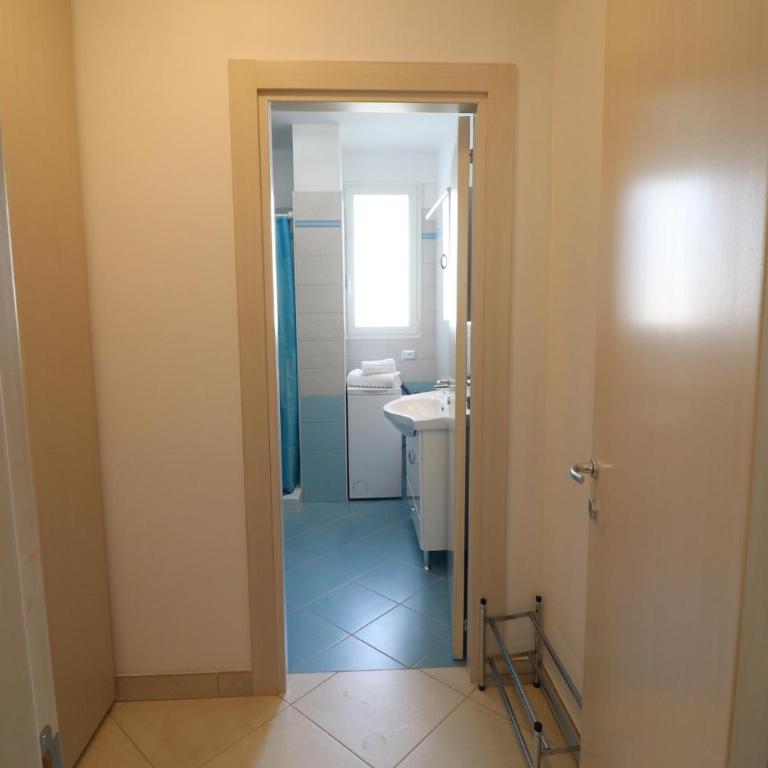 Casa Francesca Otranto Modern 3 Guest Flat with AC & WiFi - Appartamento con 1 Camera da Letto - 3