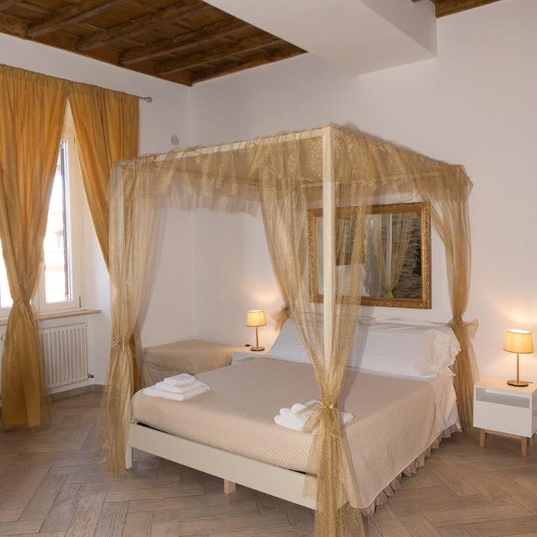 Le Boutique Luxury Rooms diffused in historical center - Camera Quadrupla Superior - 3