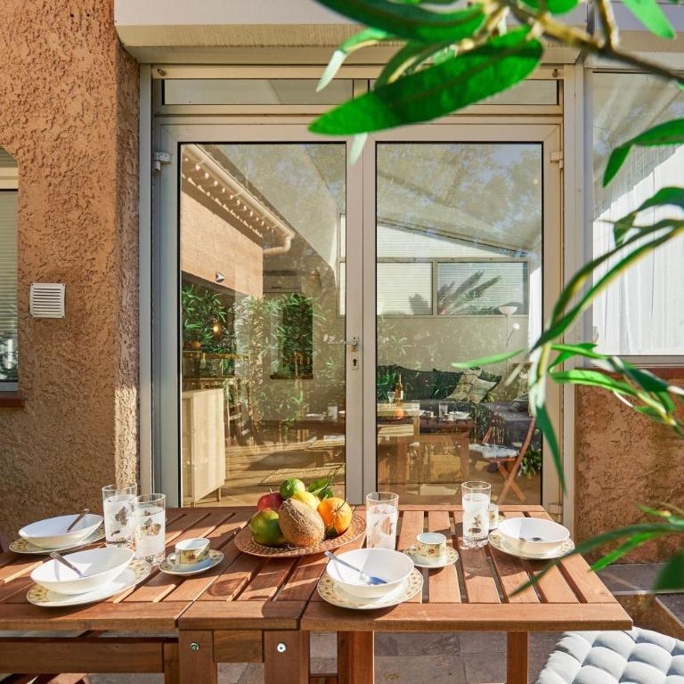Escapade à Six-Fours - Plage, terrasse & parking - Apartment mit 2 Schlafzimmern - 1