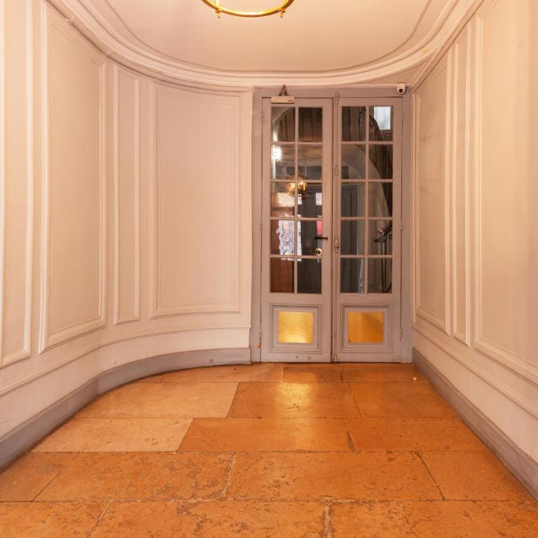 Champs Elysée Near President's Palace with and AC - Apartment mit 2 Schlafzimmern - 37