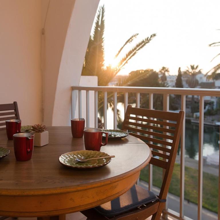 WELCS Estudio 229 EMP con vista al canal - Estudio con terraza - 11