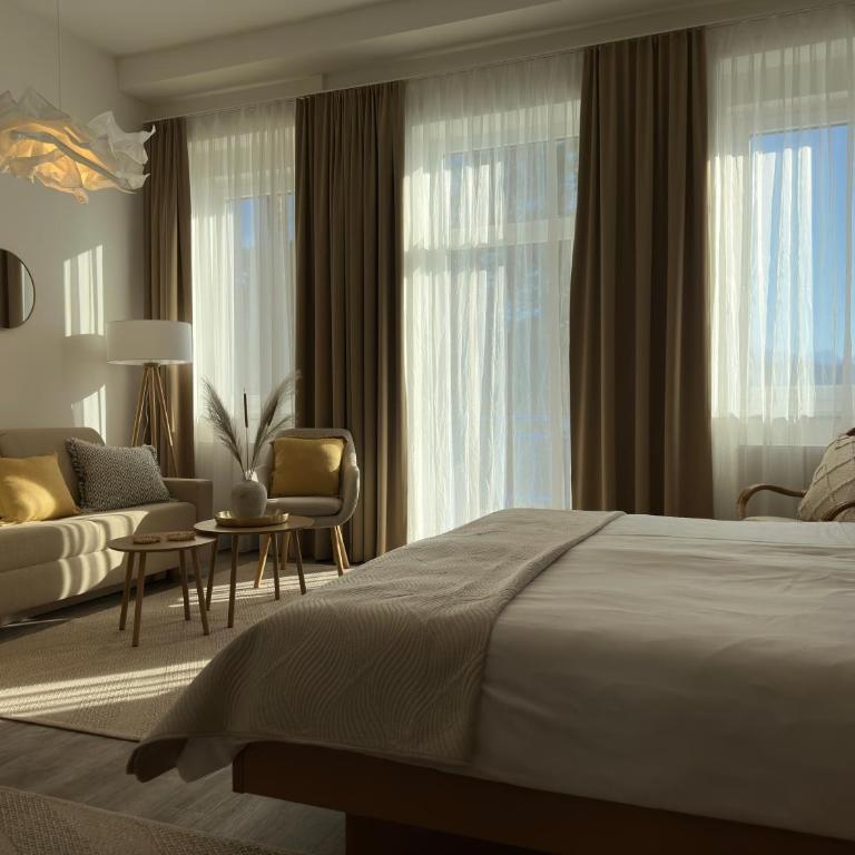 Strandhotel Kärntnerhof - Doppelzimmer mit Balkon - 3