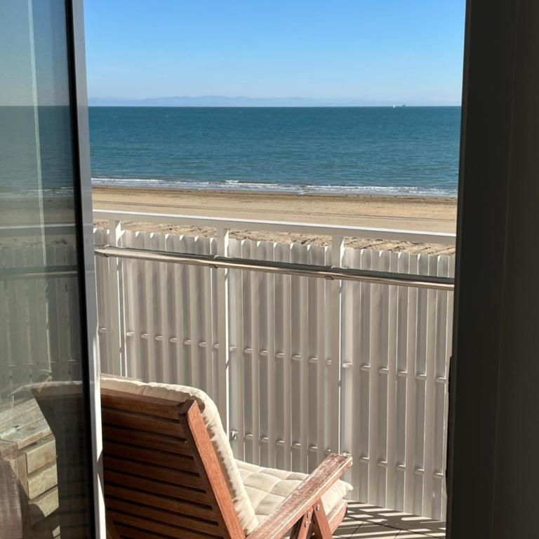 Scenografico fronte mare, 5 piano con terrazzo e P privato - Appartamento con 2 Camere da Letto - 26