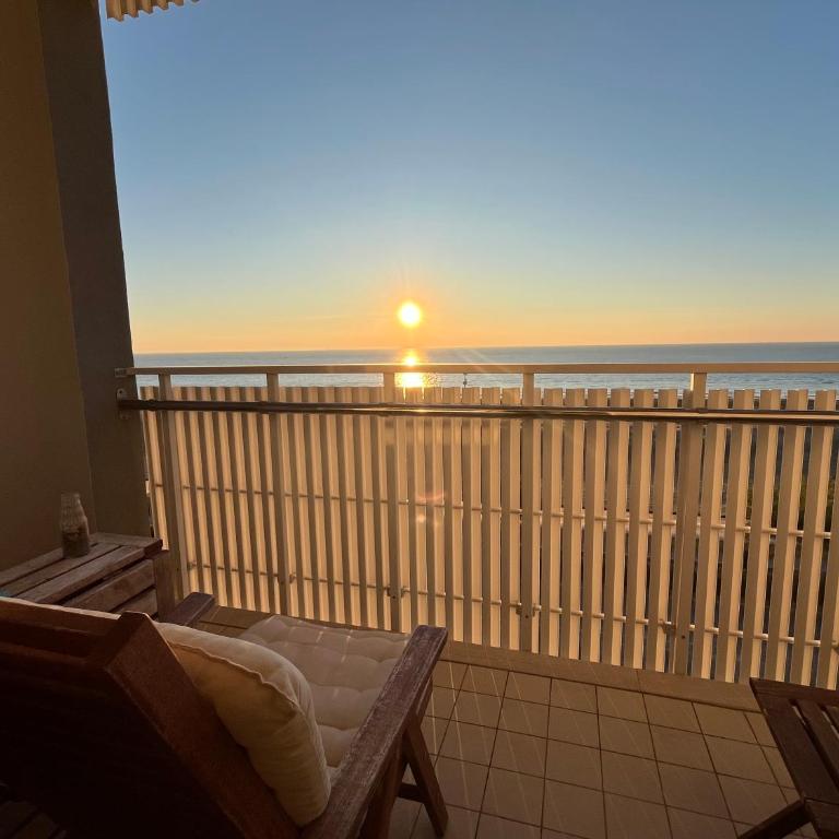 Scenografico fronte mare, 5 piano con terrazzo e P privato - Appartamento con 2 Camere da Letto - 25