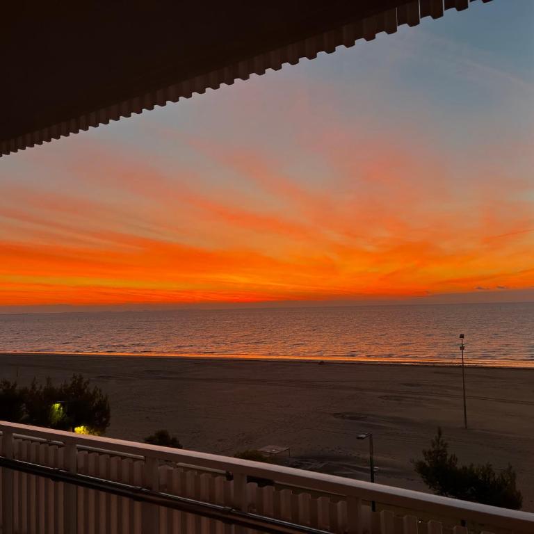 Scenografico fronte mare, 5 piano con terrazzo e P privato - Appartamento con 2 Camere da Letto - 29