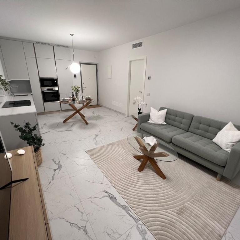 New and luxurious apartment central in Gravedona - Appartamento con 2 Camere da Letto e Vista Piscina - 5