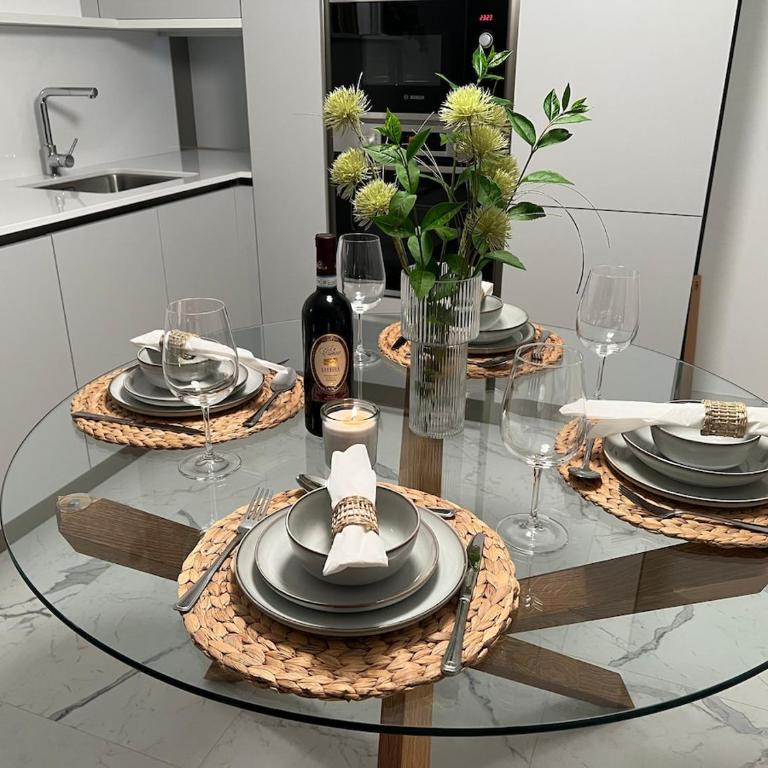 New and luxurious apartment central in Gravedona - Appartamento con 2 Camere da Letto e Vista Piscina - 16