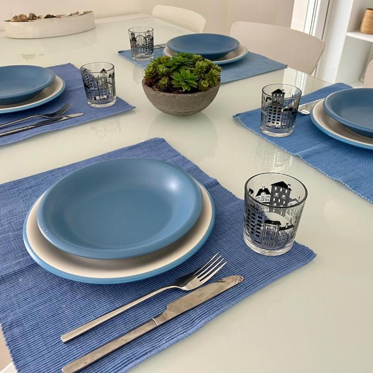 Stupenda vista mare, 10m dalla spiaggia, 8 piano e P privato - Two-Bedroom Apartment with Sea View - 13