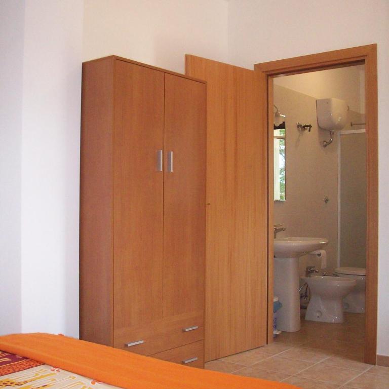 Villaggio Camping Bosco Selva - Camera Familiare - 10