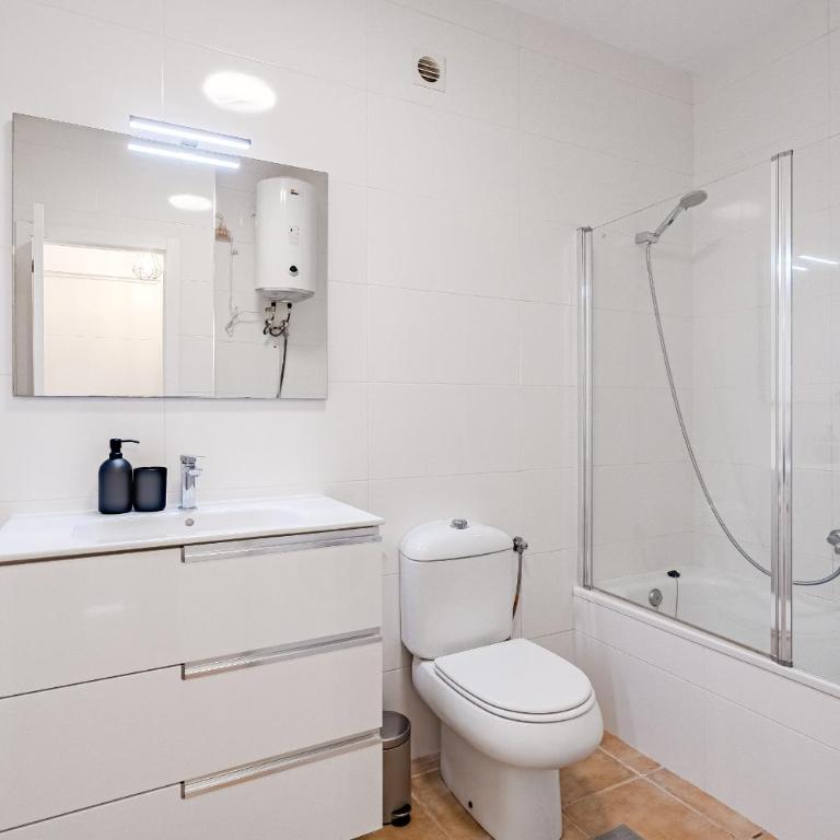 Marina Palace with Swimming Pool - Apartamento de 1 dormitorio - 9