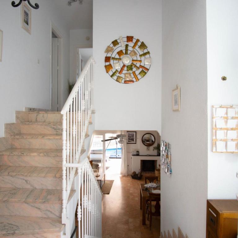 Private Beach Villa for 6 with Seaview, Pool & big Sun Terrace - Villa de 3 dormitorios - 20