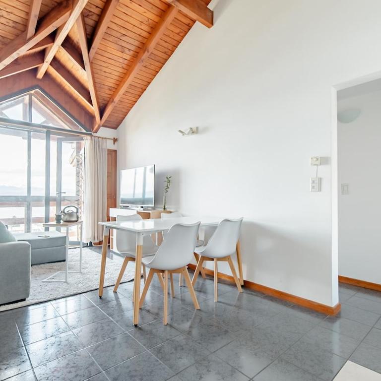 Departamentos céntricos con vista a la montaña y al lago - Apartamento de 2 dormitorios - 8