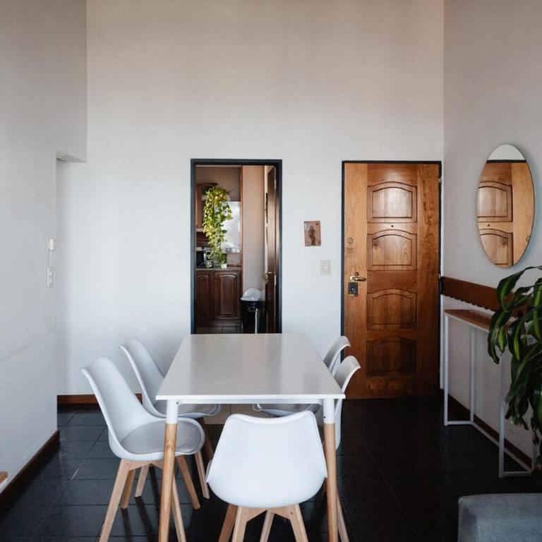 Departamentos céntricos con vista a la montaña y al lago - Apartamento de 2 dormitorios - 12