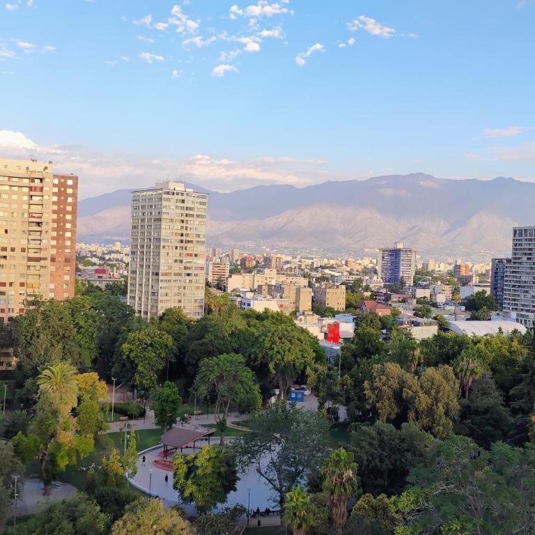 Habitación Cerca de Todo 2 - Habitación Doble con vistas a la montaña - 9