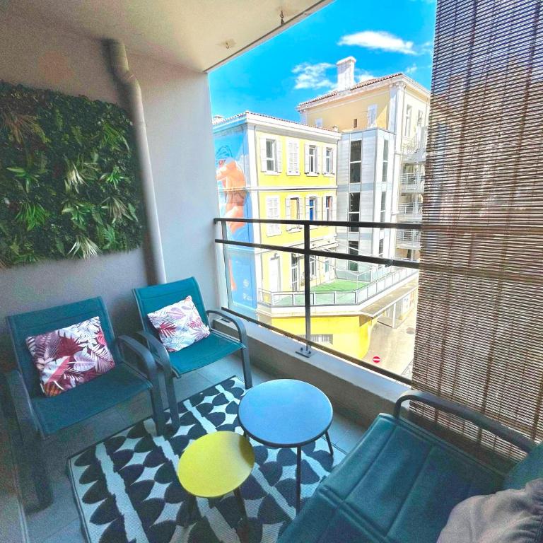 Le 13OR - Appartement de charme en plein centre ville avec parking et jolie terrasse - Panier Joliette Vieux Port - Appartement 2 Chambres - 1
