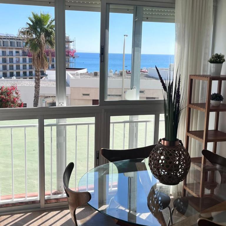 Bajondillo Torremolinos Vistas al mar con piscina - Apartamento de 2 dormitorios - 3