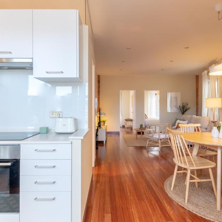 ACOGEDOR Y CON VISTAS - Casco Viejo & Parking - Two-Bedroom Apartment - 15