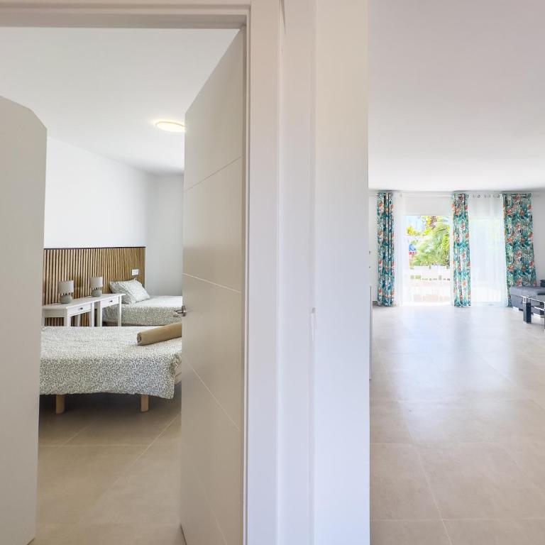 Fully refurbished Private 3BR Villa Heated Pool - Casa Vacacional de 3 dormitorios - 11