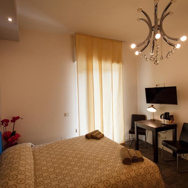 B&B Corso Diaz - Camera Quadrupla con Bagno Privato - 12