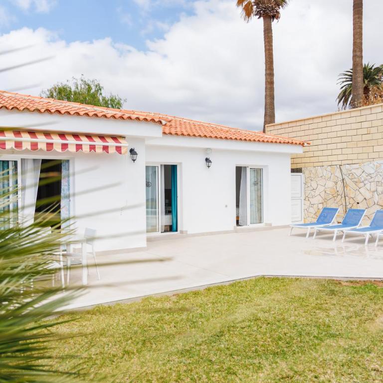 Fully refurbished Private 3BR Villa Heated Pool - Casa Vacacional de 3 dormitorios - 48