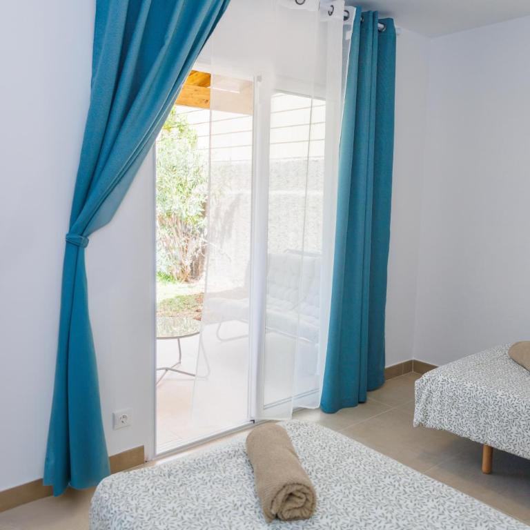 Fully refurbished Private 3BR Villa Heated Pool - Casa Vacacional de 3 dormitorios - 47